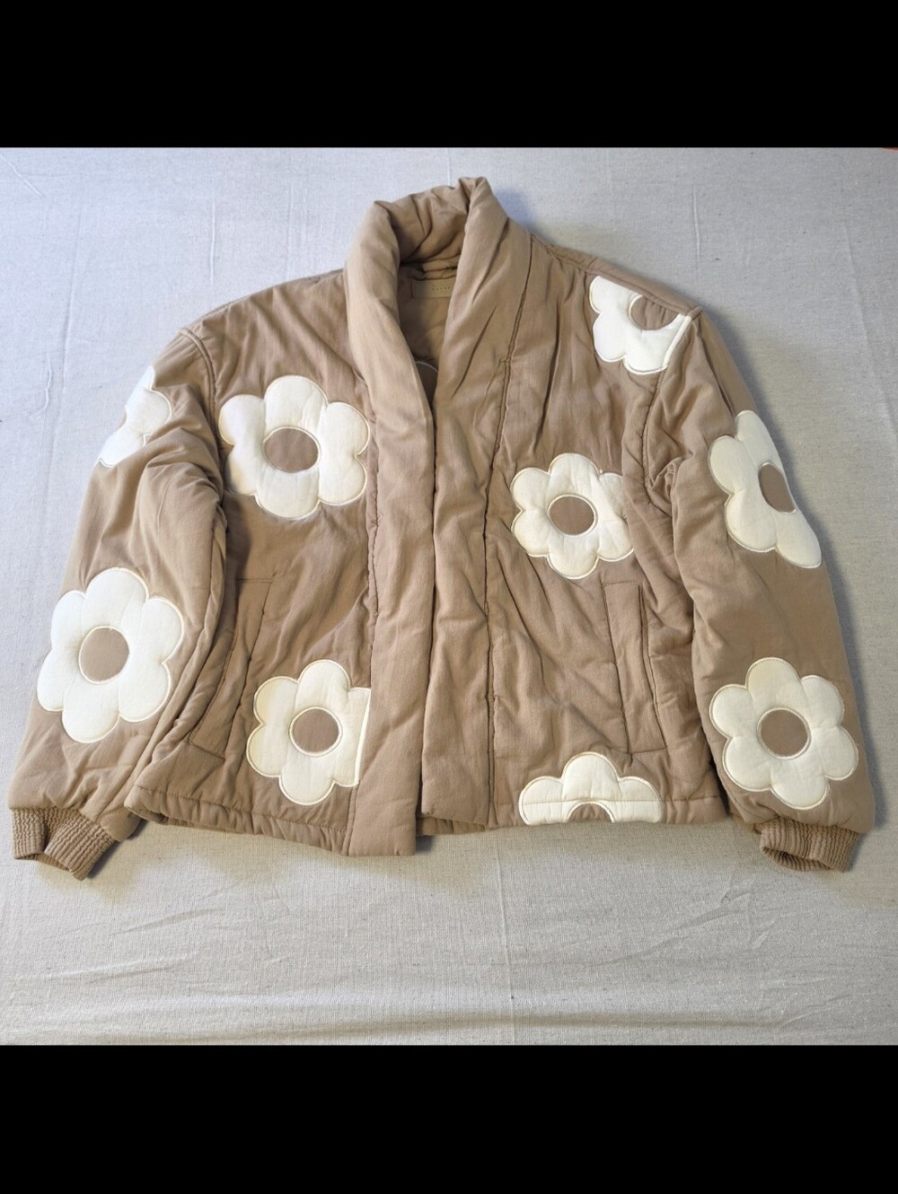BLANKNYC Moon Daisy Dropshoulder Quilted Style Jacket Beige White Women's M